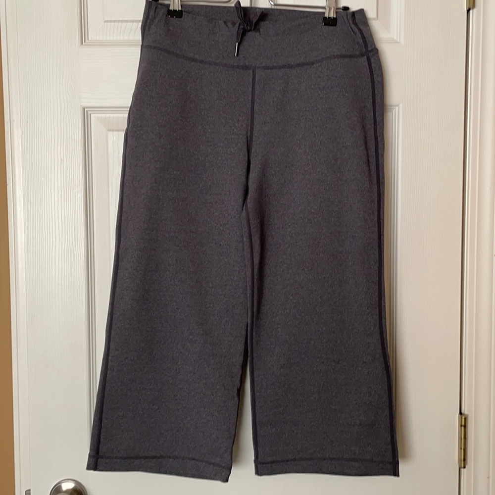 Lululemon crop pants
